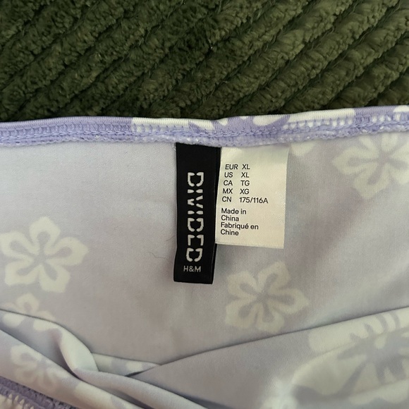 H&M Floral Halter Top - Picture 3 of 3